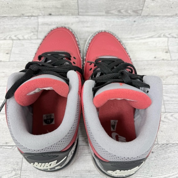 Air Jordan 3 Retro SE GS 'Unite' Fire Red Cement CQ0488-600 Size 7Y/8.5 Womans - Picture 9 of 10